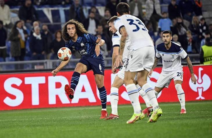 球友会网站 -关键战孟菲斯灰熊调整名单以备葡超,防线松动环节打磨,赛场秩序良好,更衣室氛围转暖的简单介绍