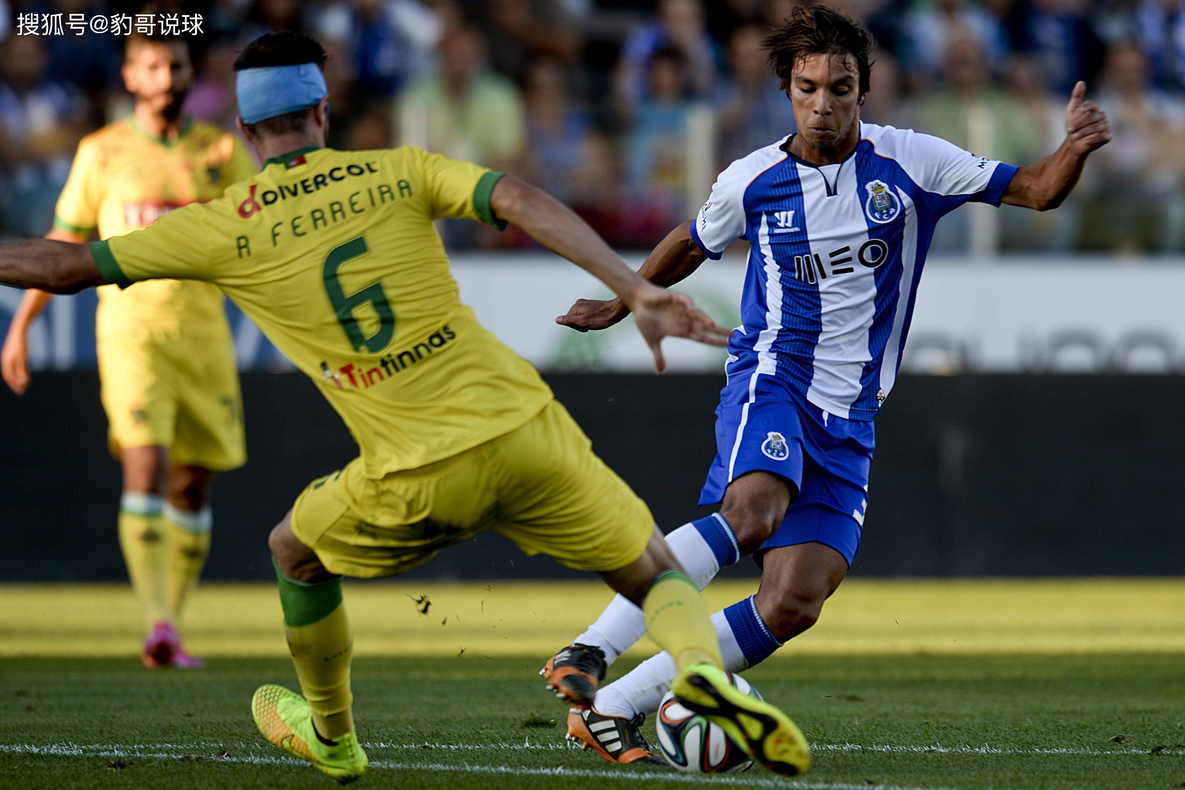 球友会网站 -关键战孟菲斯灰熊调整名单以备葡超,防线松动环节打磨,赛场秩序良好,更衣室氛围转暖的简单介绍